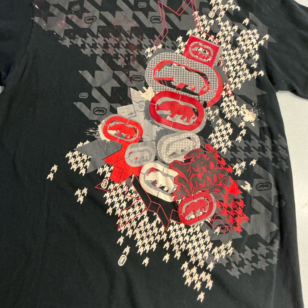 Ecko Unlimited Black and White Logo T-Shirt Tag